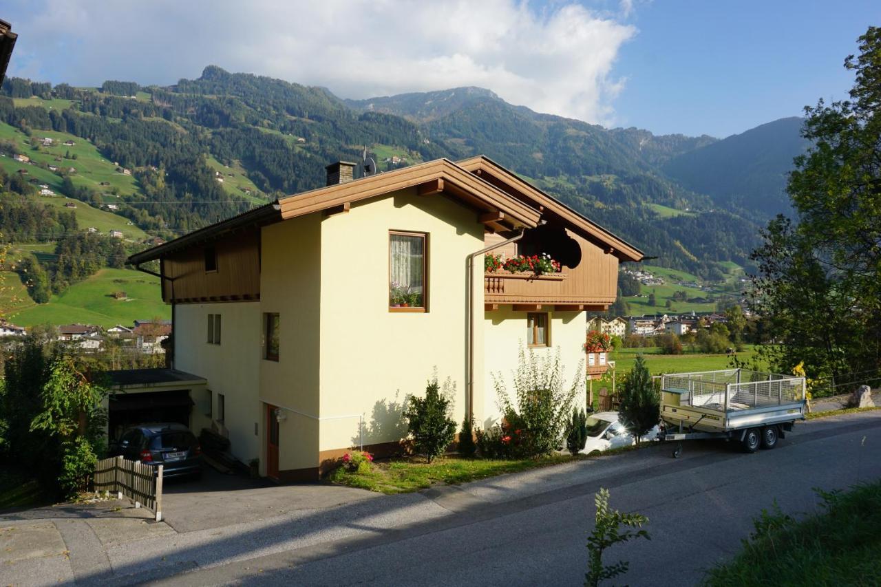 Haus Dornauer Apartment Hippach Bagian luar foto