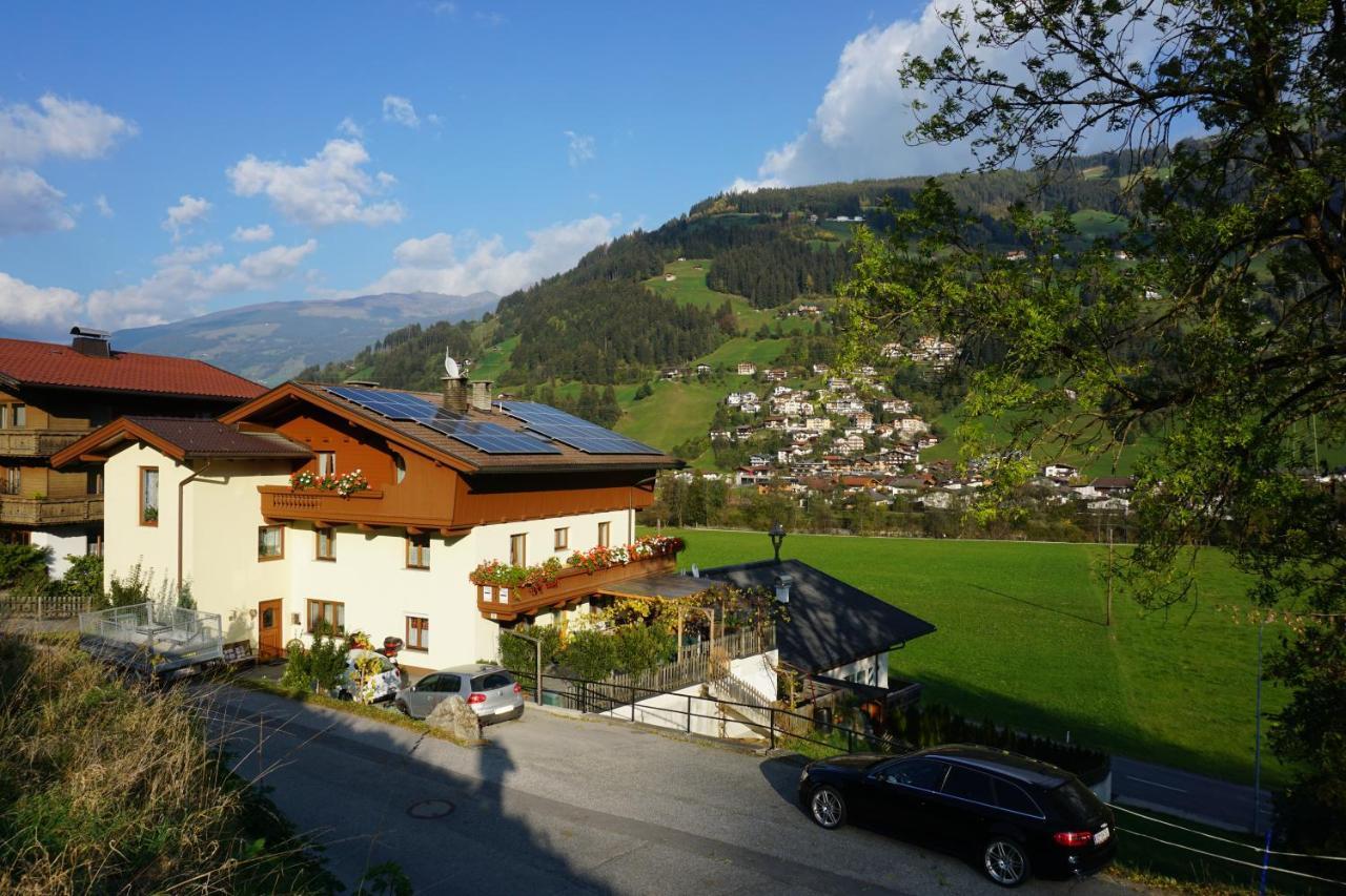Haus Dornauer Apartment Hippach Bagian luar foto
