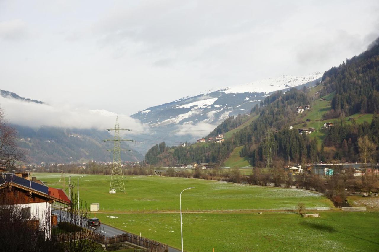 Haus Dornauer Apartment Hippach Bagian luar foto